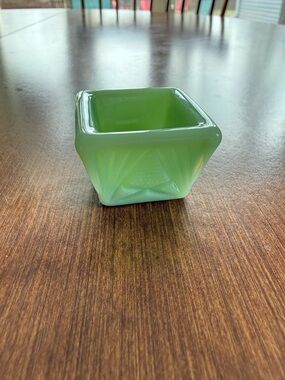 Rosso little jadeite salt cellar